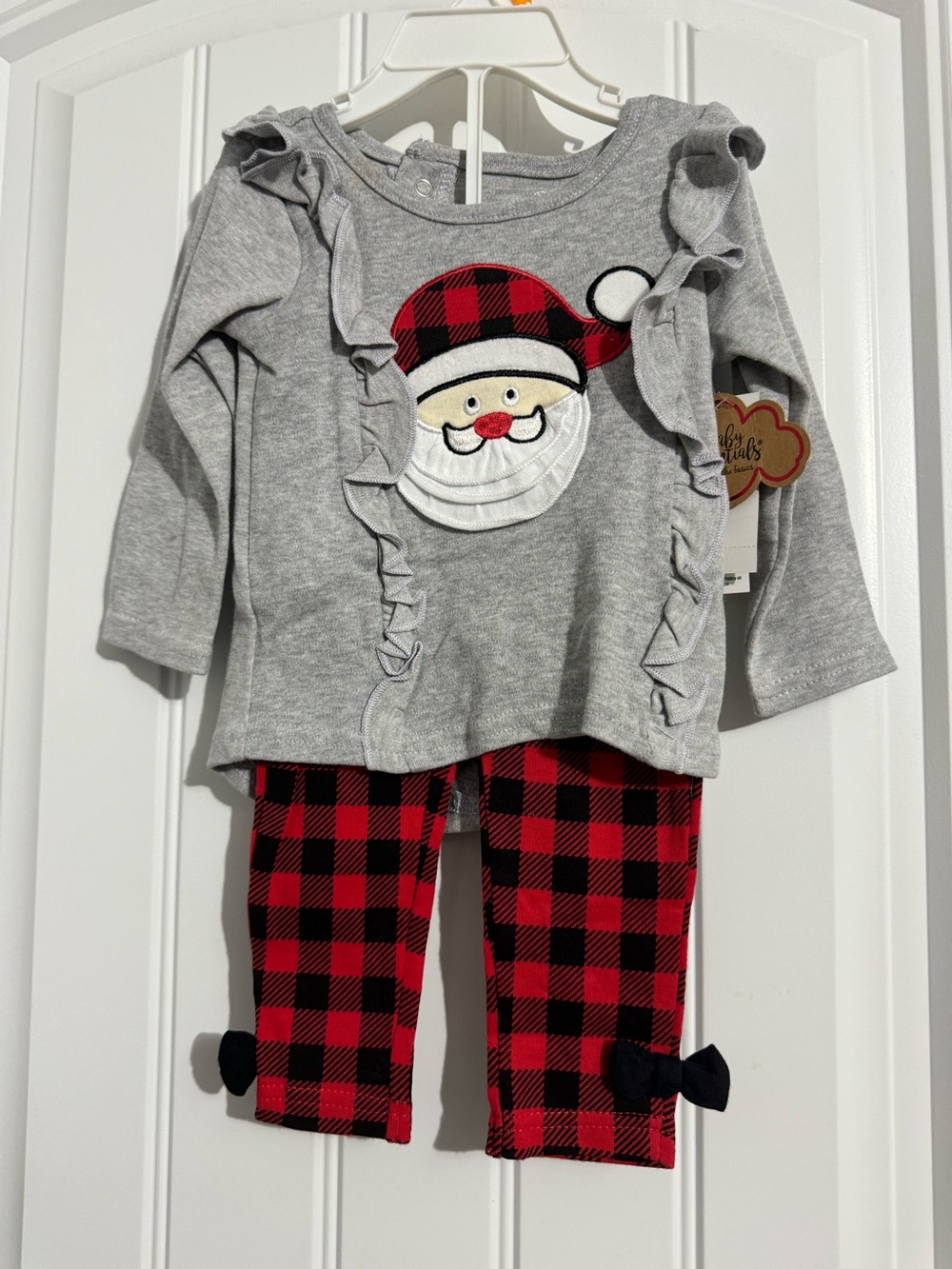 Cute Baby Essentials size 12 month embroidered Santa buffalo plaid pants set new